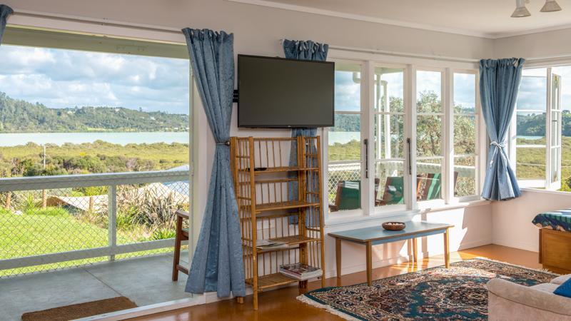 Russell-Orongo Bay Holiday Park Exterior photo